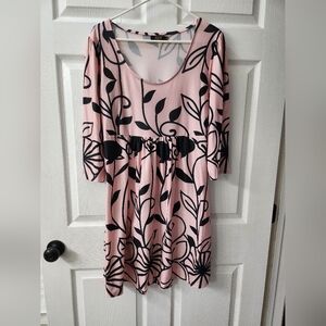Chic Long Sleeve Pink and Black Floral Dress